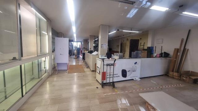 Büro in {3}, Piazza Savonarola - Foto 1