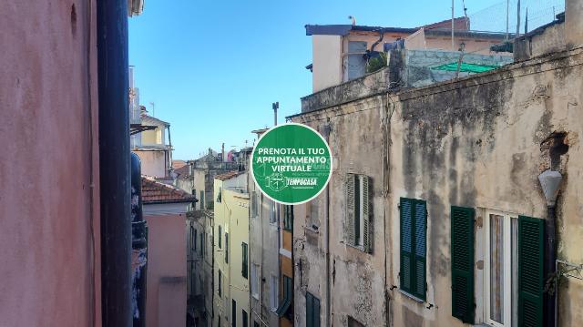 2-room flat in Vicolo dei Bottini, Sanremo - Photo 1