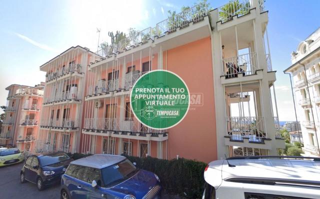 4-room flat in Via Privata Fratelli Asquasciati, Sanremo - Photo 1