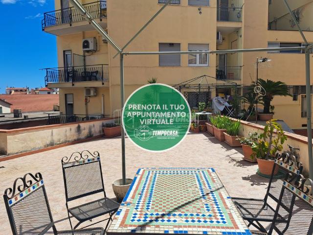 4-room flat in Corso degli Inglesi, Sanremo - Photo 1