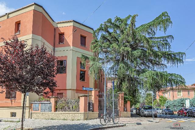 One-room flat in Via Montello, Bologna - Photo 1