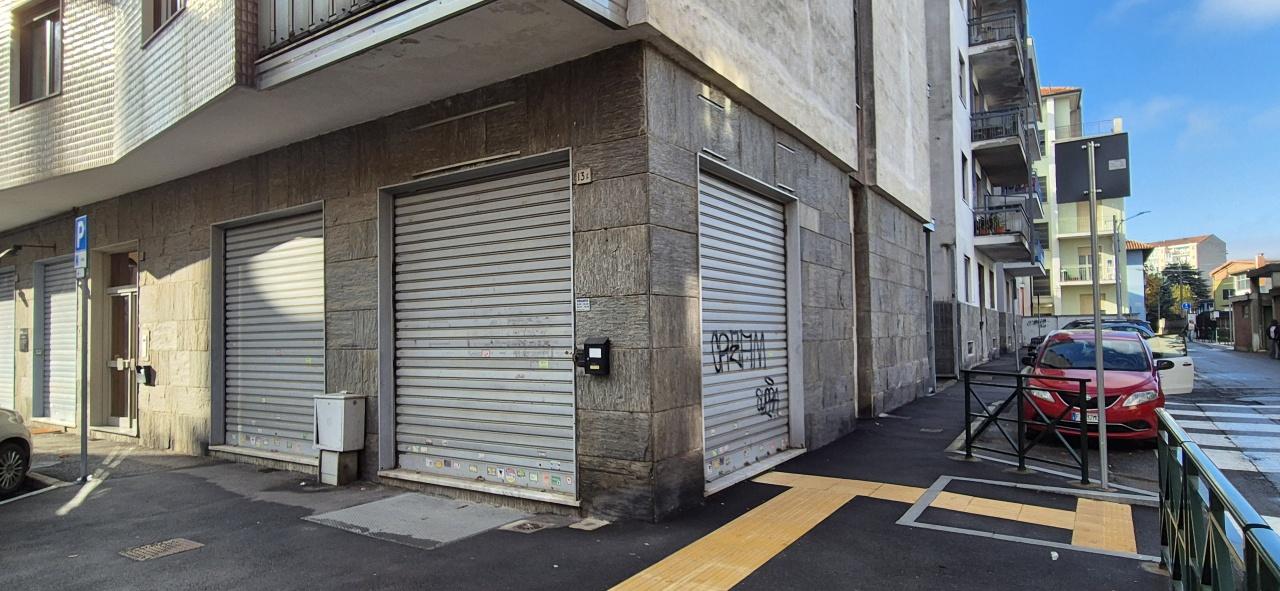 Palazzina commerciale in Via Siccardi 13, Chivasso, {3} - Foto 2