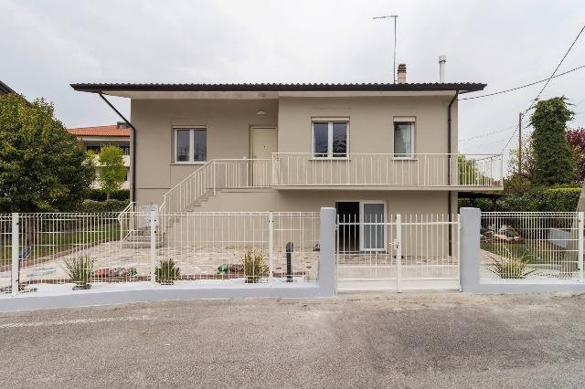 Villa in Via S.Elena, Silea - Foto 1