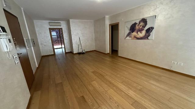 4-room flat in {3}, Viale IV Novembre - Photo 1