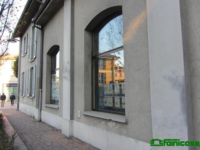 Negozio in Via Verdi 1, Melzo, {3} - Foto 2