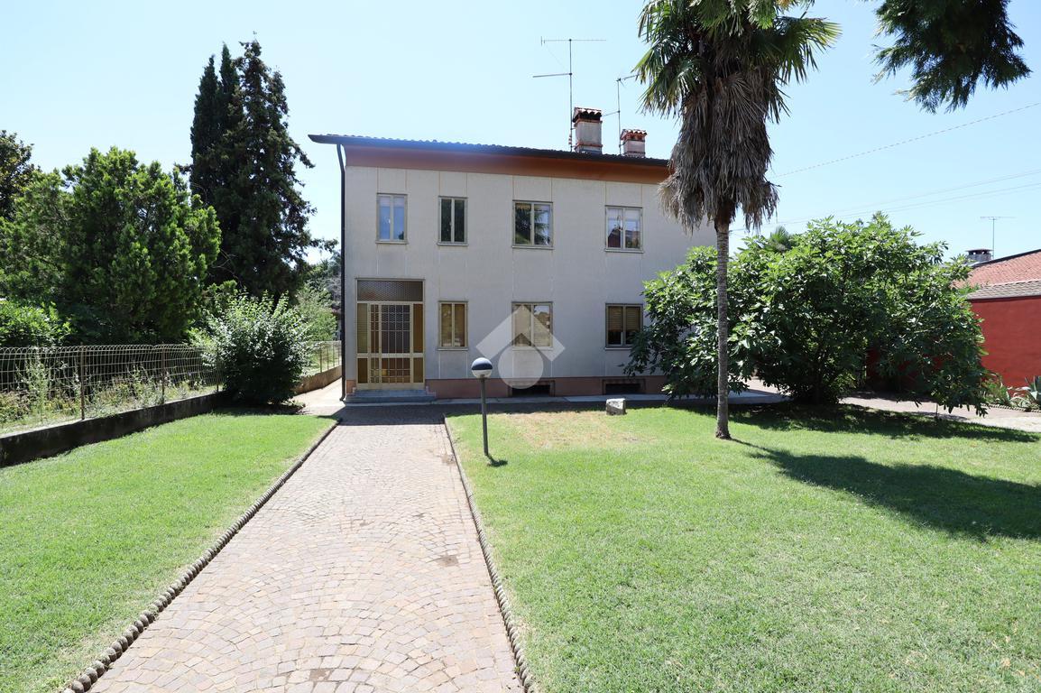 Villa in vendita a Tavagnacco