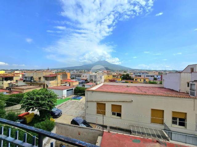 2-room flat in Via Litoranea 128, Torre del Greco - Photo 1