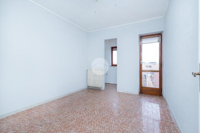 3-room flat in Via Enrico Toti 6, Beinasco - Photo 1