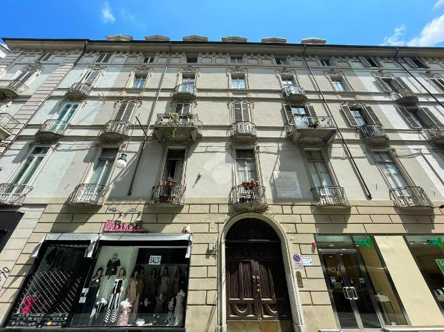 2-room flat in Via Giuseppe Garibaldi 4, Torino - Photo 1