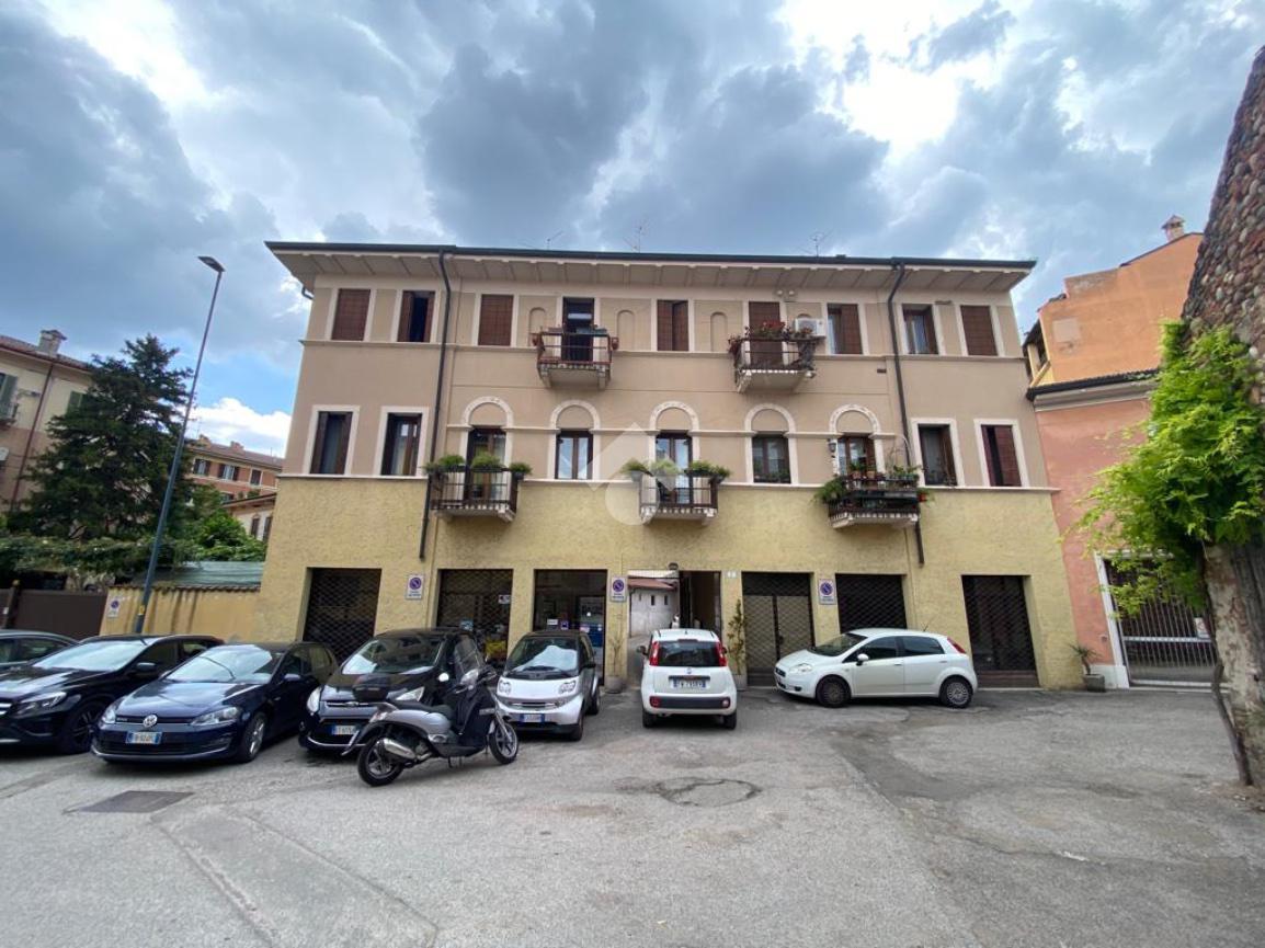 Capannone in Via Antonio Rosmini 7, Verona, {3} - Foto 1