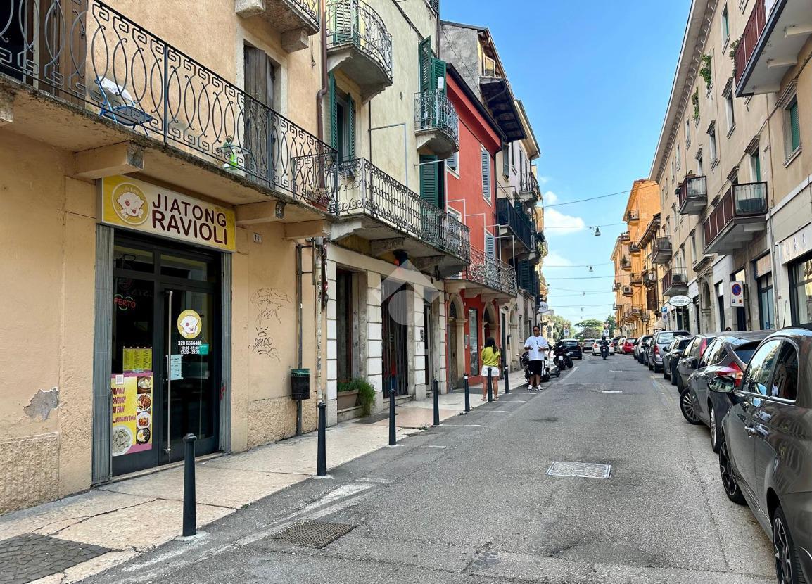Negozio in Corticella Fondachetto 2, Verona, {3} - Foto 1
