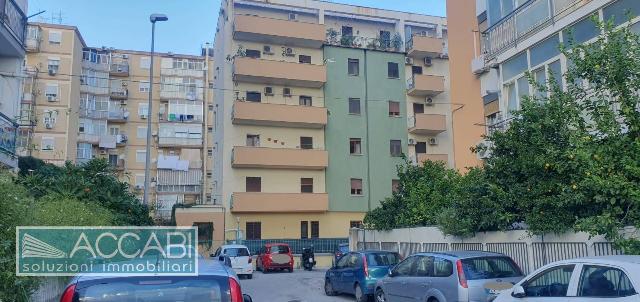 Garage or car box in Via Matteo Dominici, Palermo - Photo 1