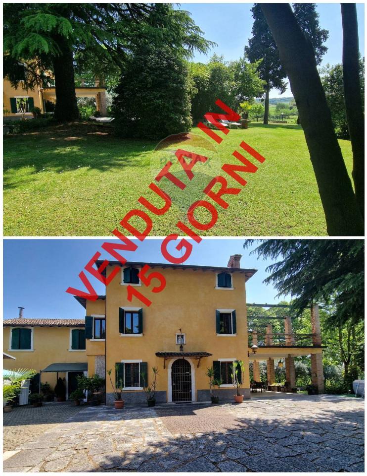 Villa in vendita a Monzambano