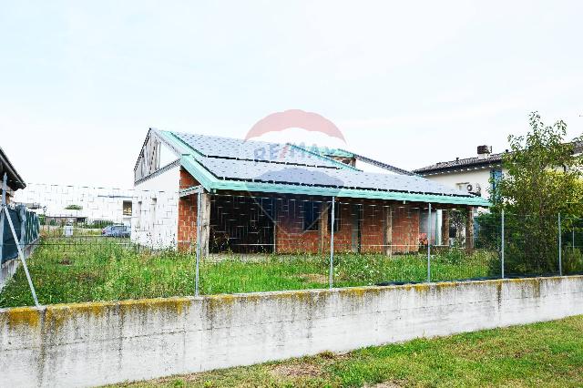 Villa in Via Mons. Angelo Gadioli, Castel Goffredo - Foto 1