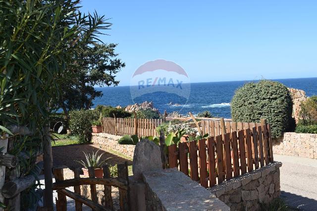 Mansion in {3}, Costa Paradiso -Via La Piana - Photo 1