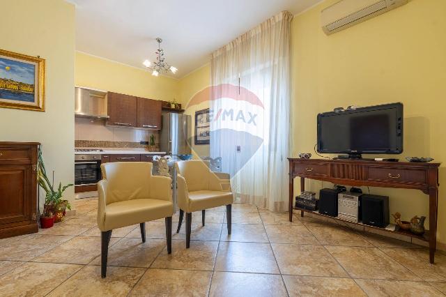 Vierzimmerwohnung in Via Ariosto 1, Cagliari - Foto 1