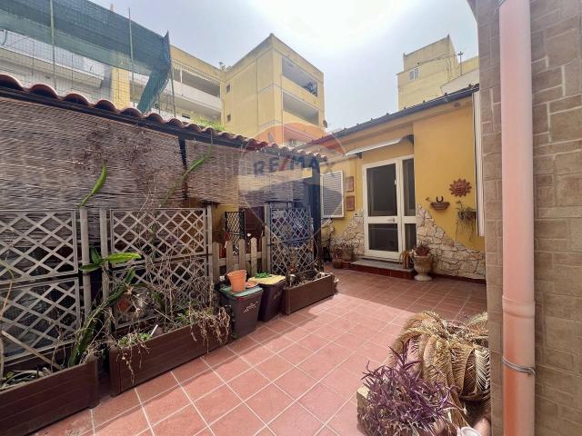 Einfamilienhaus in Via Monte Zebio 15, Cagliari - Foto 1