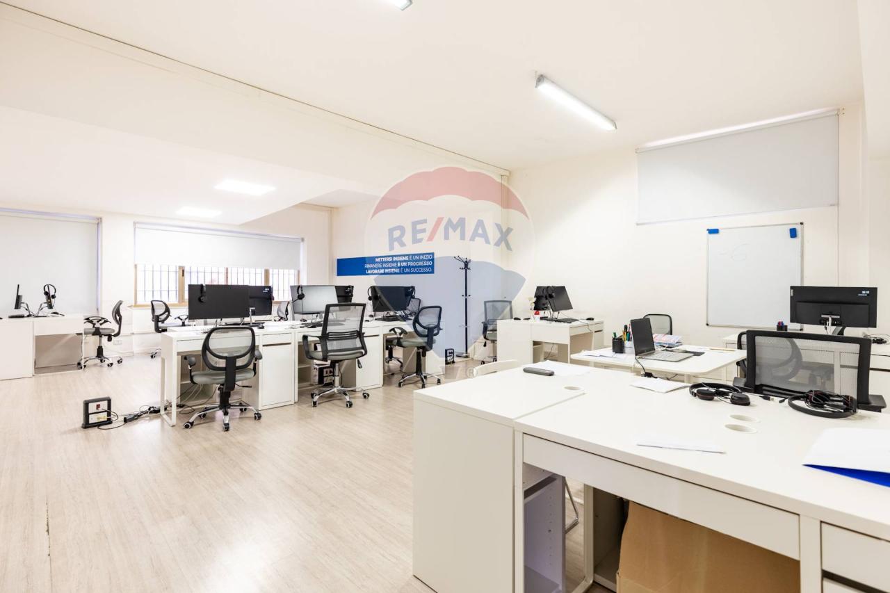 Ufficio in Via Angioy 34, Cagliari, {3} - Foto 1