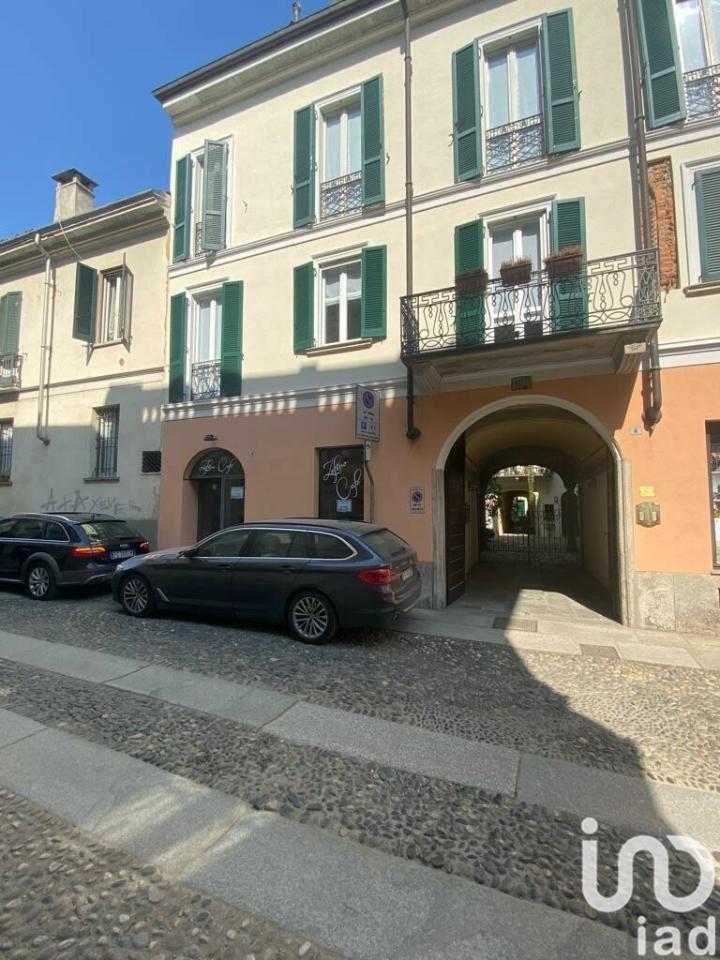 Negozio in Via Gaudenzio Ferrari 6, Novara - Foto 1