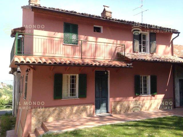 Villa in vendita a Corvino San Quirico