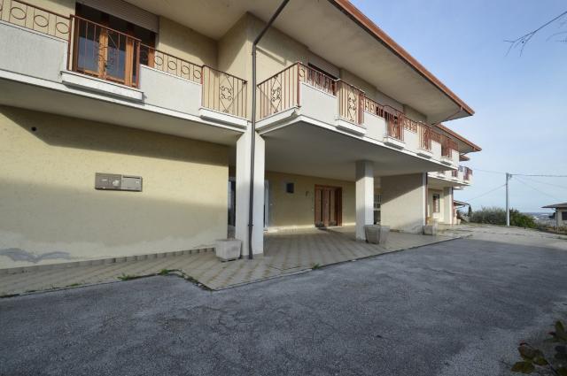 Villa in {3}, Piazza degli Alpini 7 - Foto 1