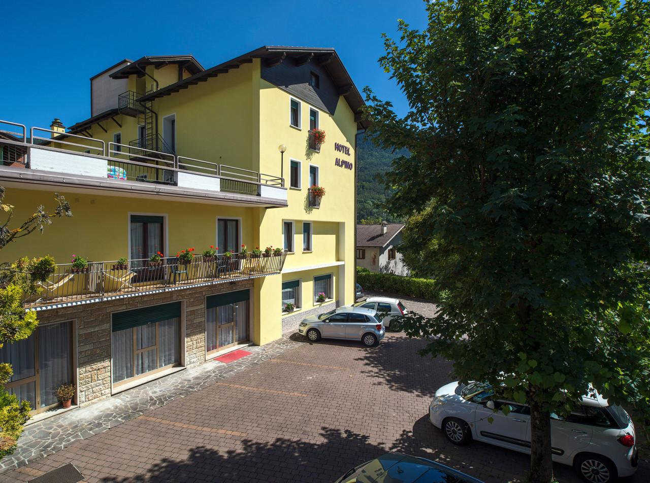 Albergo in , Comano Terme, {3} - Foto 1