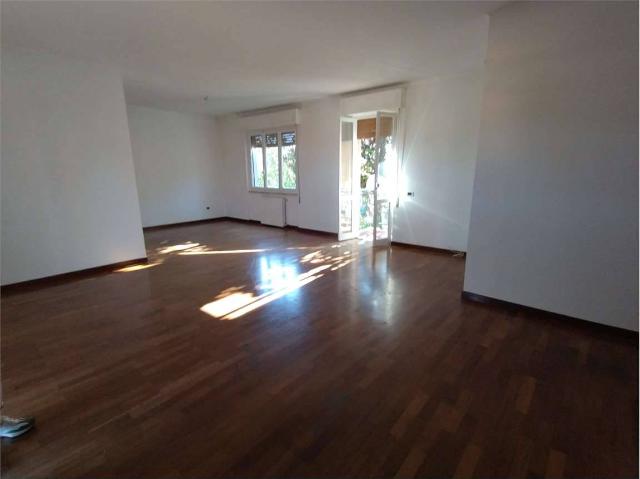 4-room flat in Via Bologna, Castelnuovo Magra - Photo 1