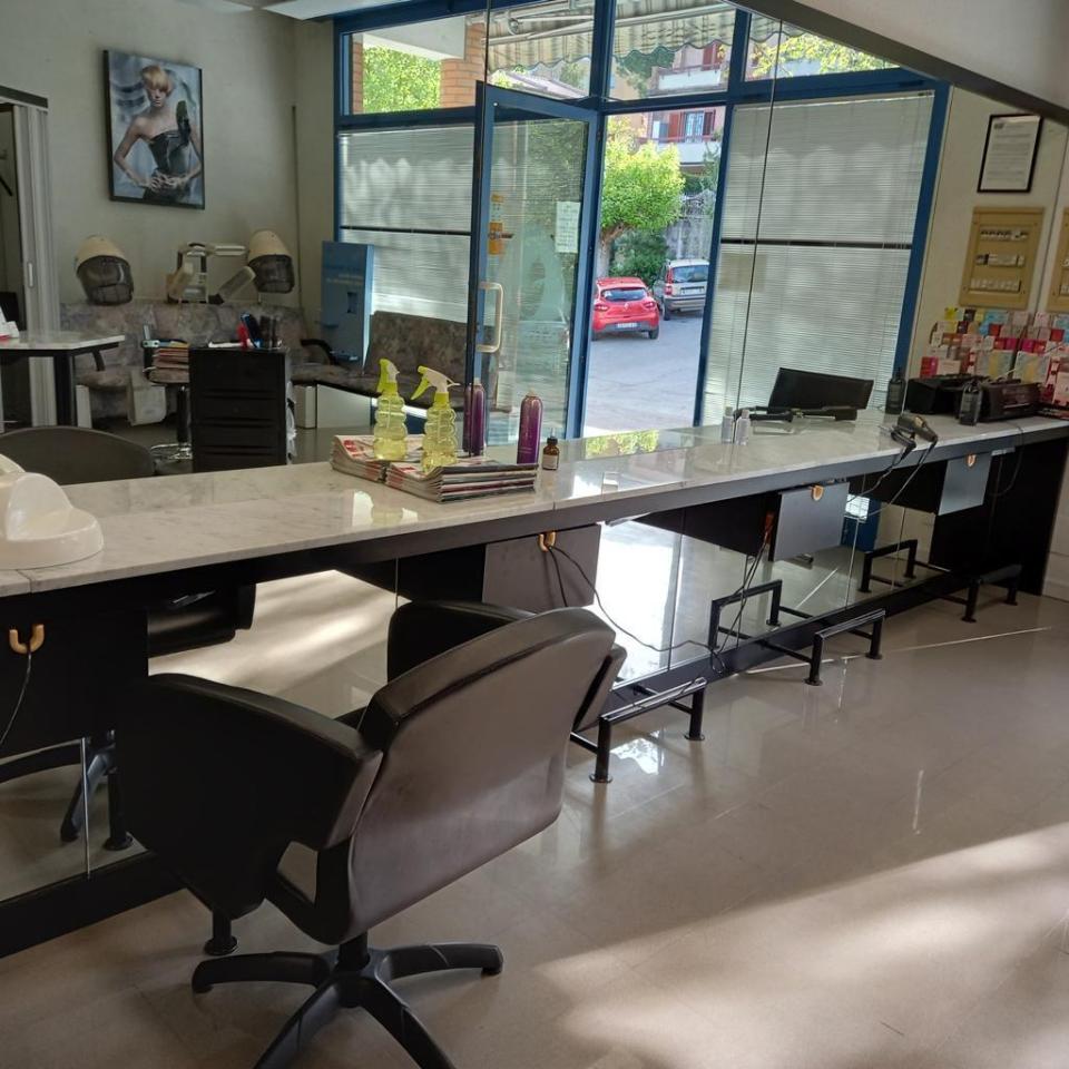 Palazzina commerciale in Via Maestri del Lavoro 59, Ancona, {3} - Foto 1
