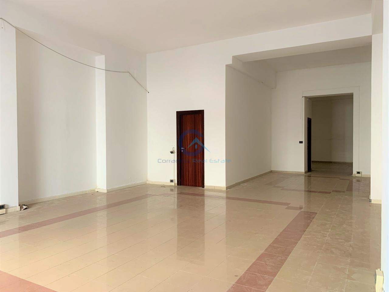 Negozio in , Catanzaro, {3} - Foto 1
