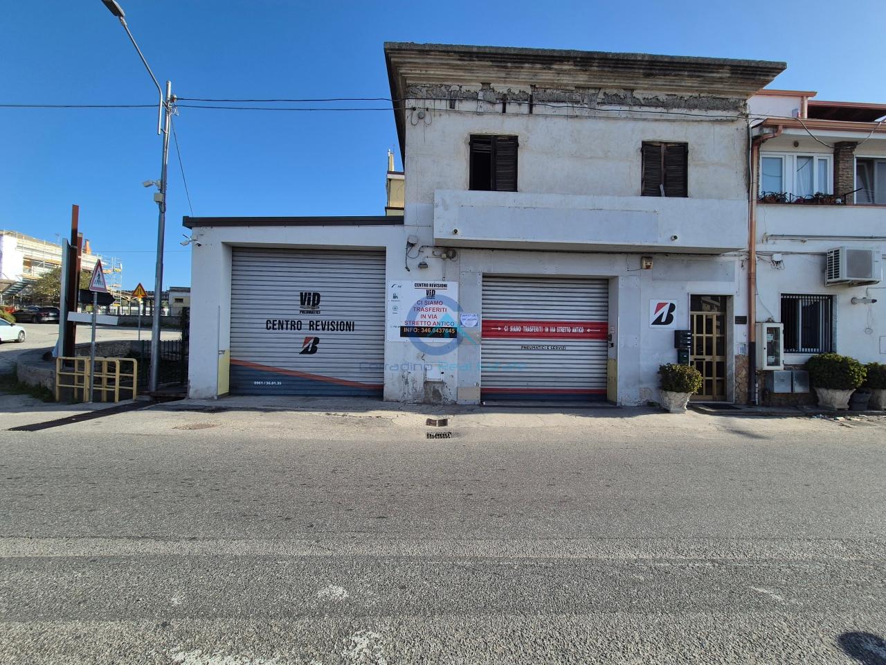Negozio in Via Nazionale  145, Catanzaro, {3} - Foto 1