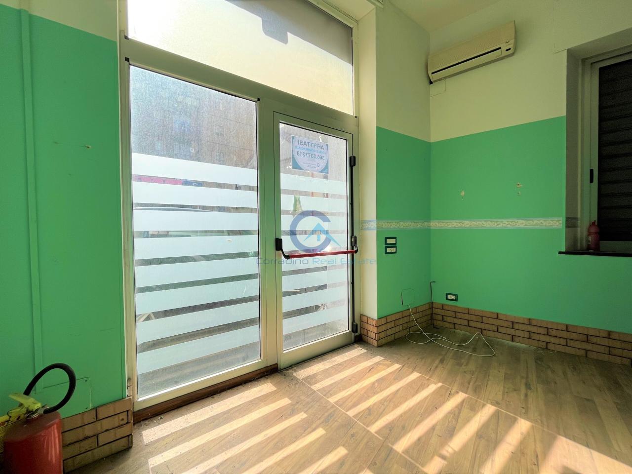 Negozio in , Catanzaro, {3} - Foto 1