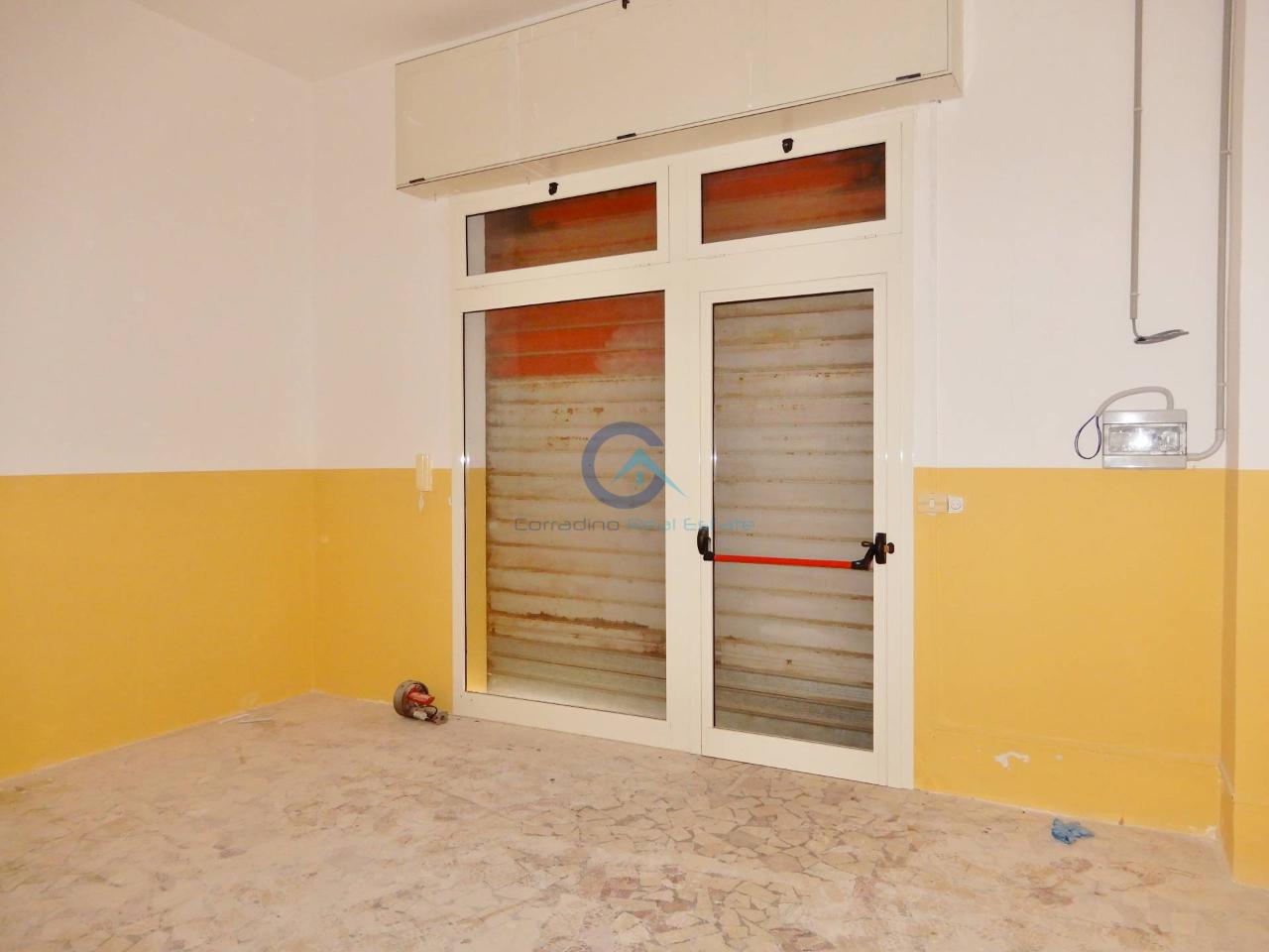 Negozio in , Catanzaro, {3} - Foto 1
