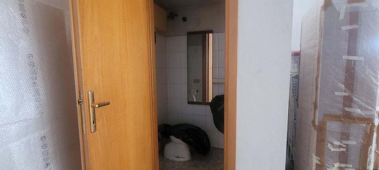 Negozio in Via G. Pascoli 100, Cascina, {3} - Planimetria 1