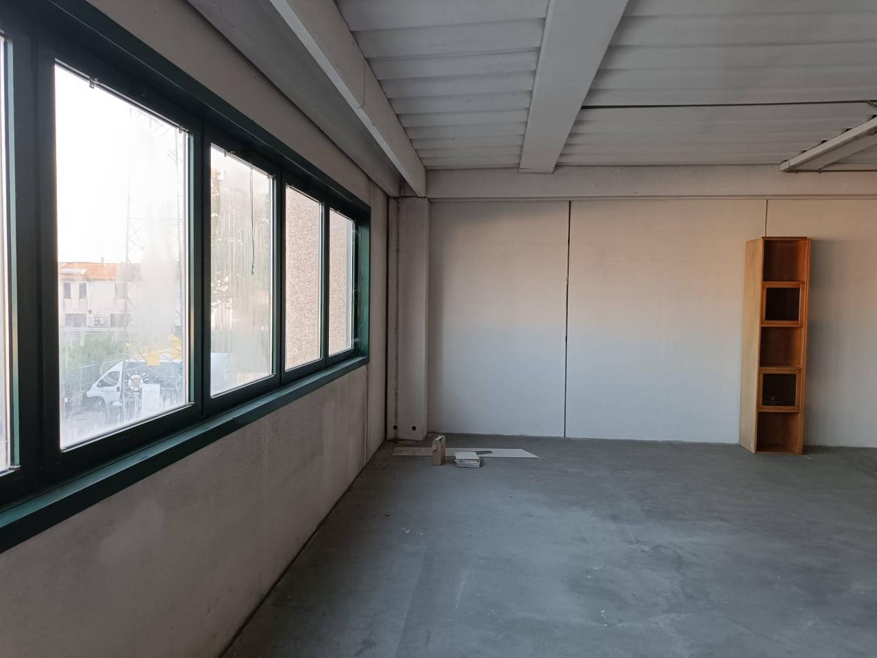 Ufficio in Viale Europa, Cascina, {3} - Foto 1