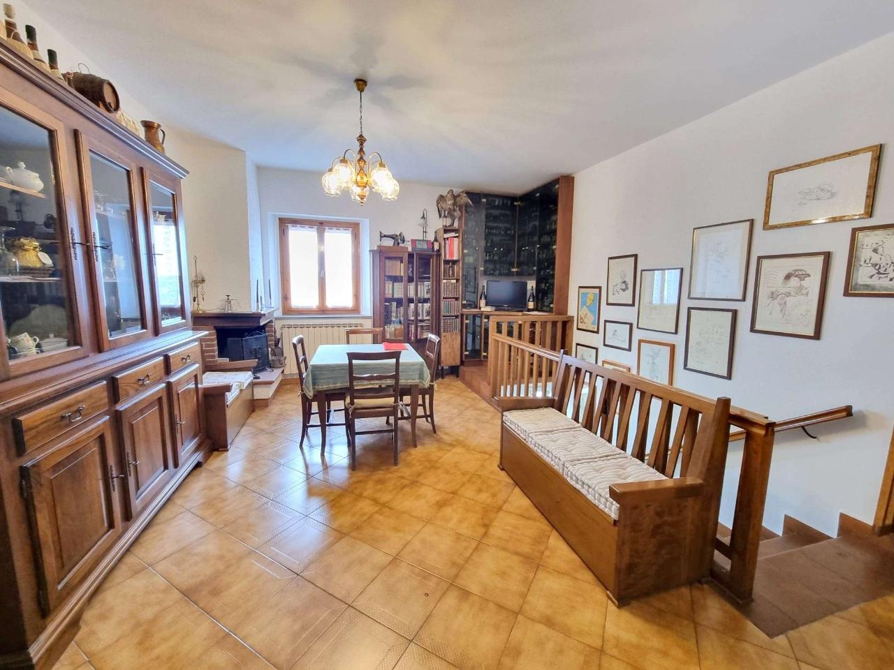 Villa bifamiliare in vendita a Montespertoli