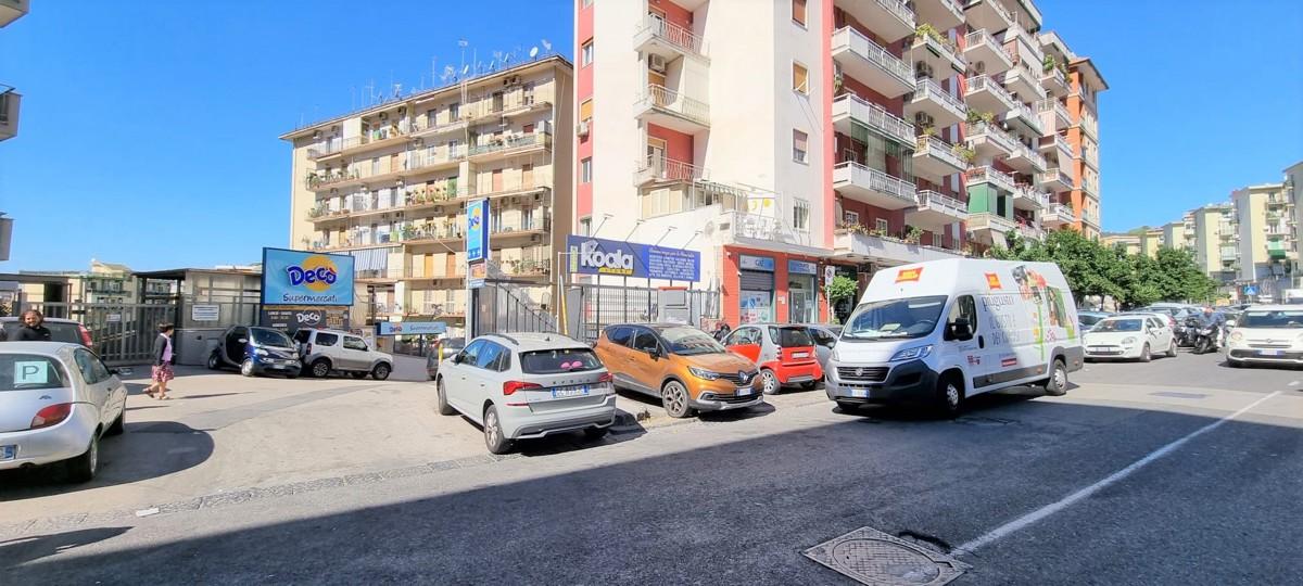 Negozio in Via Consalvo, Napoli - Foto 1