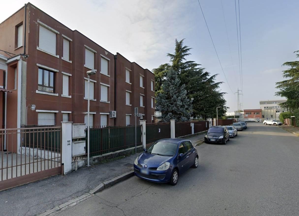 Ufficio in , Monza, {3} - Foto 2