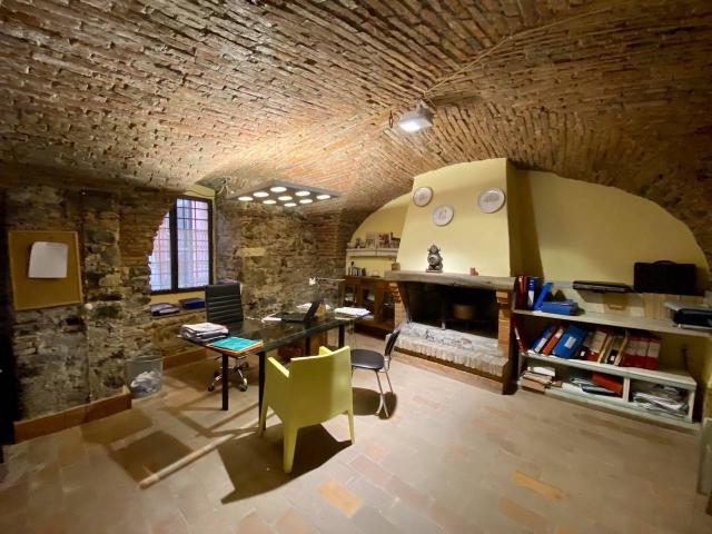 Shared office in {3}, Vicolo Bonicella - Photo 1