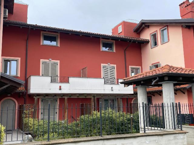 Apartament in Via Monsignor Baima, Caluso - Photo 1