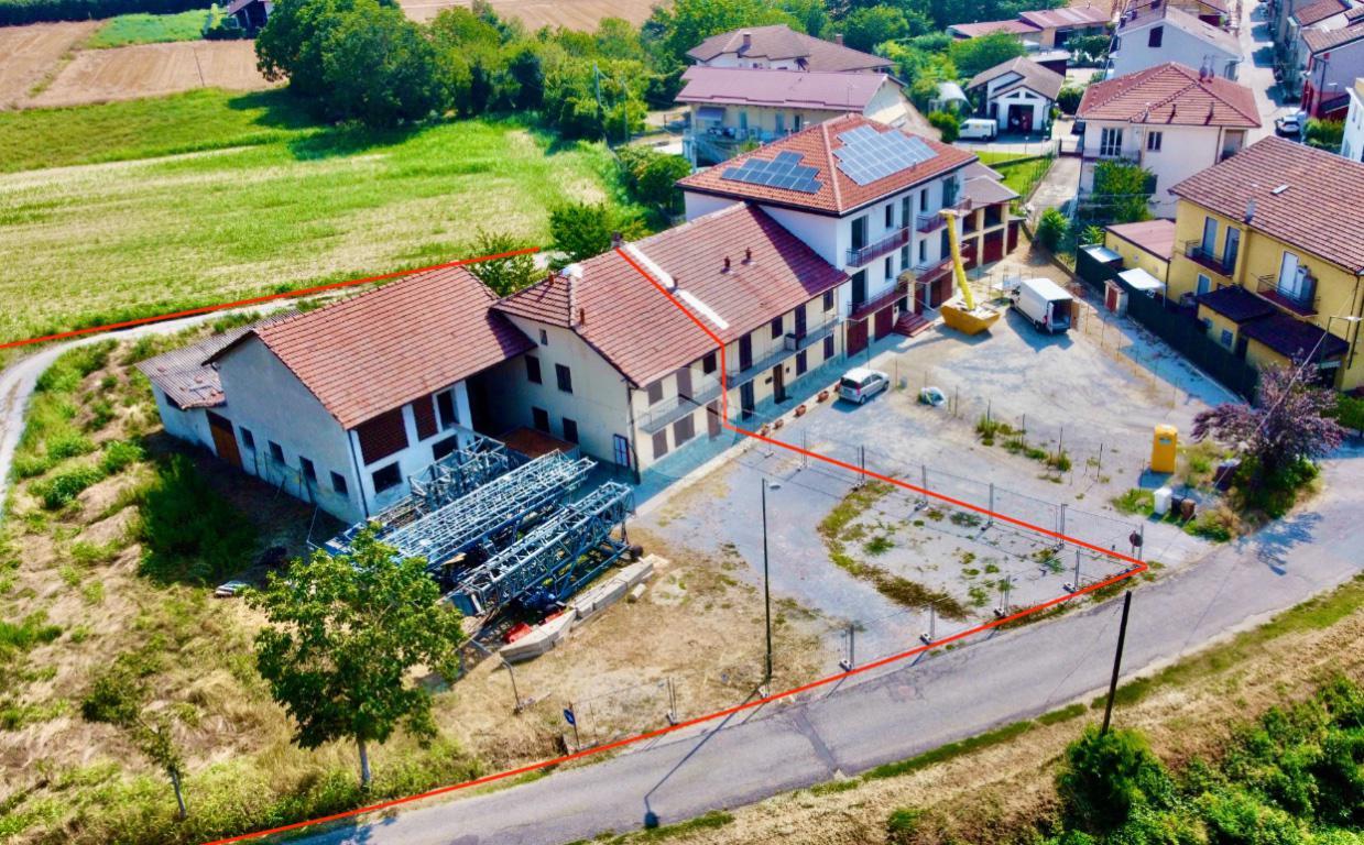 Casa indipendente in vendita a Alba