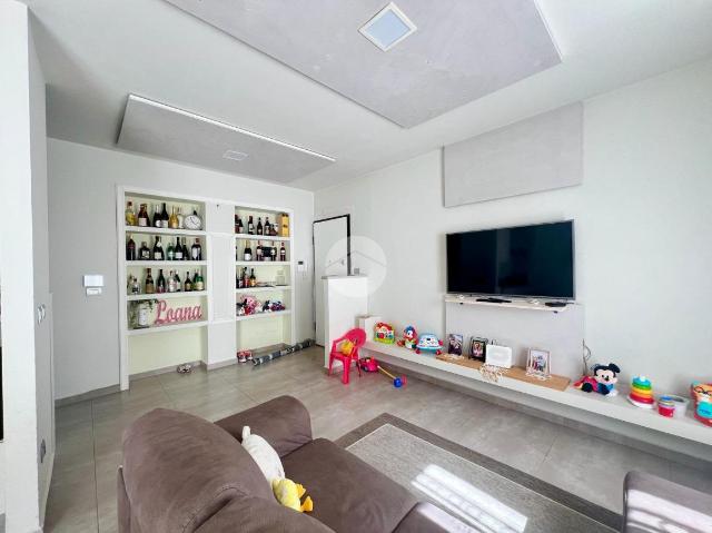 4-room flat in Via Silvio Pellico 14, Alba - Photo 1