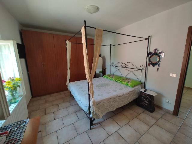 2-room flat, Crespina Lorenzana - Photo 1