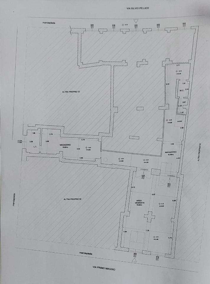 Locale commerciale in , Pontedera, {3} - Foto 1