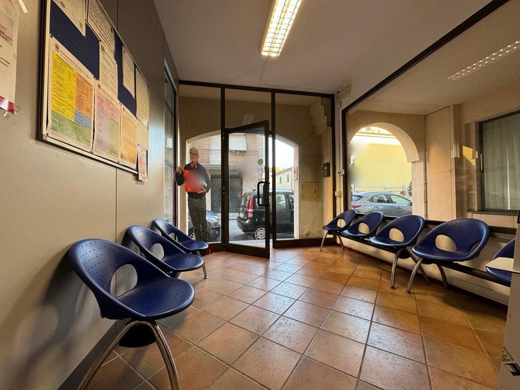 Locale commerciale in , Ponsacco, {3} - Foto 2