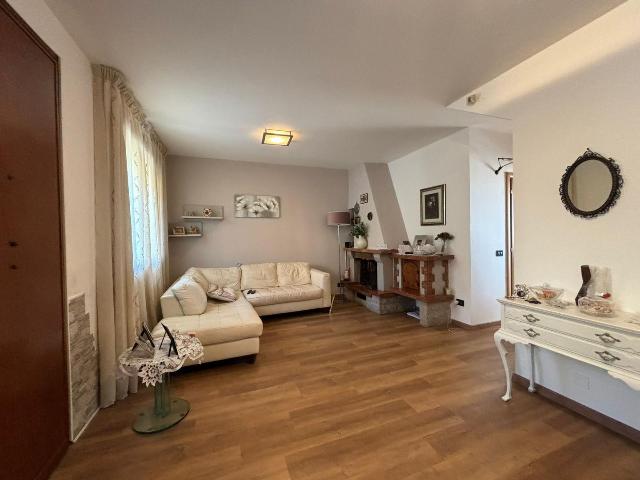 Villa a schiera in {3}, - Foto 1