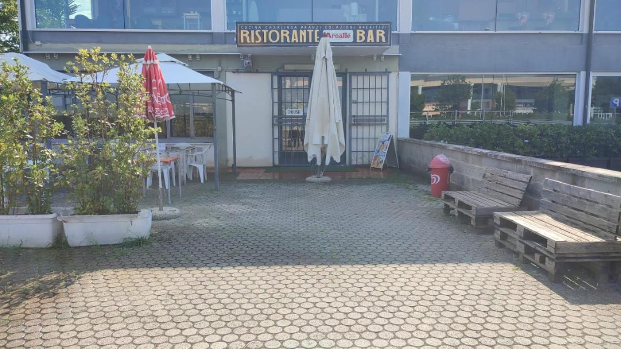 Locale commerciale in , Crespina Lorenzana, {3} - Foto 1