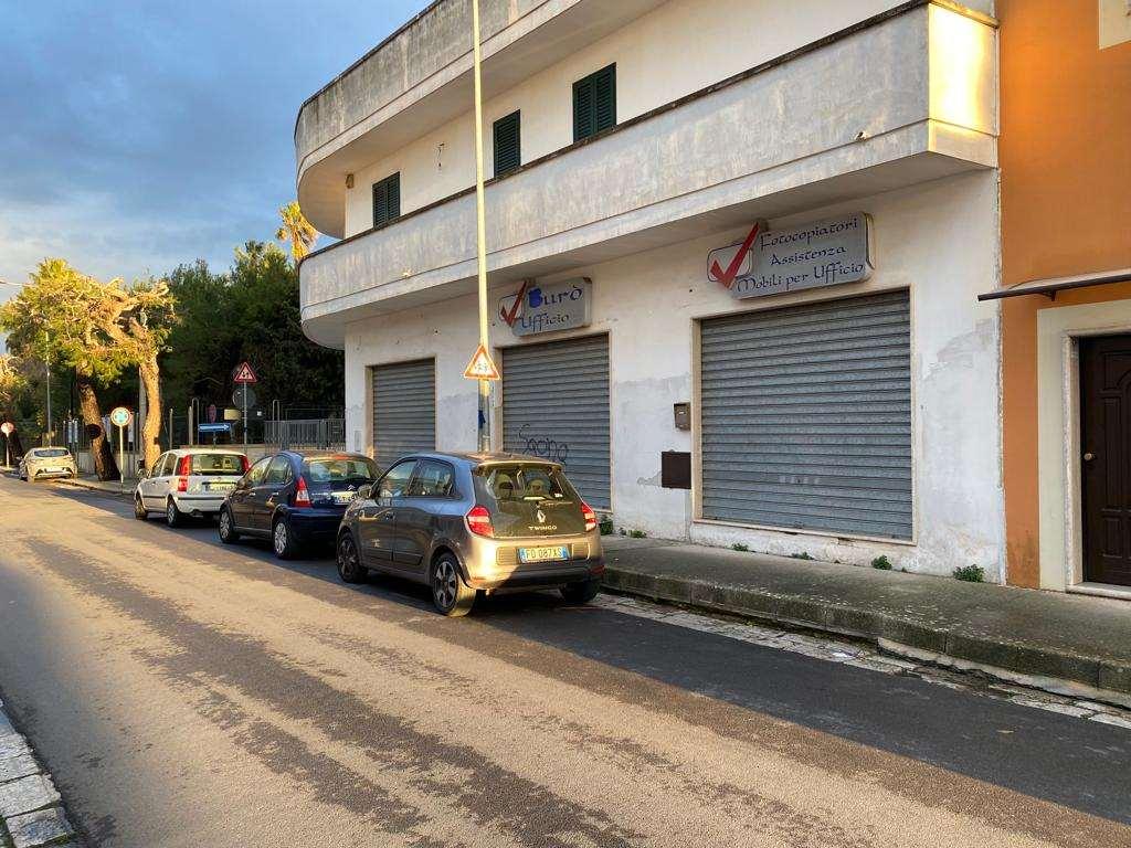 Negozio in , Carmiano, {3} - Foto 2