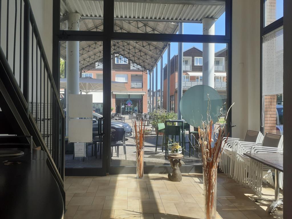 Negozio in Piazza Dora Marckus 12, Ravenna, {3} - Foto 2
