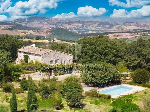 Country house or cottage in Piazza del Popolo, Todi - Photo 1