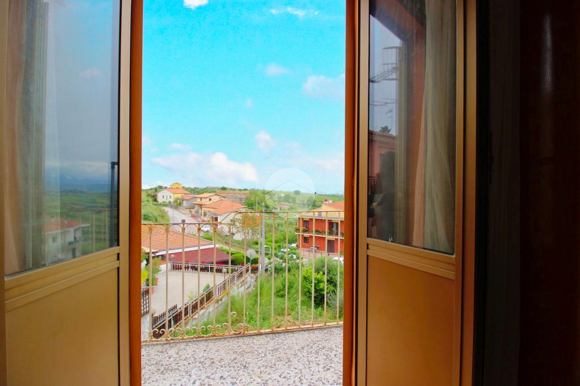 Casa indipendente in vendita a Roseto Degli Abruzzi